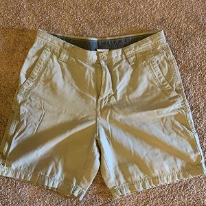 Lot of 7 pairs of men’s used shorts.